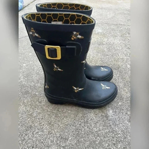 Joules Molly Welly Black Multi Bees Rain Boots - Picture 2 of 8